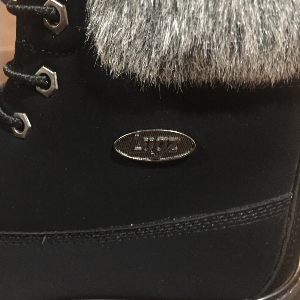 Lugz Woman’s Convoy Lace Up Boots - Picture 7 of 8